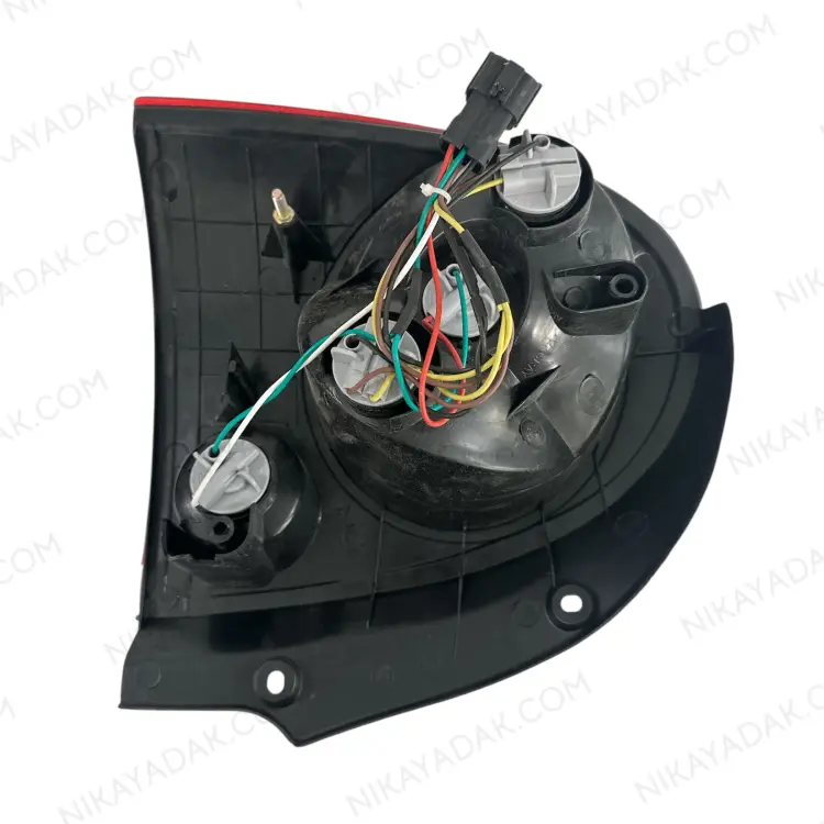 چراغ خطر عقب راست ام وی ام 110 چراغ خطر عقب راست ام وی ام 110 - Image 2