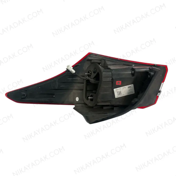 چراغ خطر عقب چپ روی گلگیر چری آریزو 6 چراغ خطر عقب چپ روی گلگیر چری آریزو 6 - Image 2