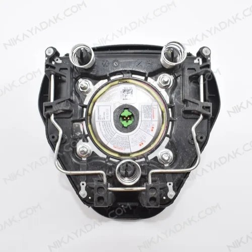 ایربگ چپ ام وی ام ایکس و چری آریزو